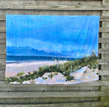 Load image into Gallery viewer, Throw Blankets
