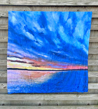 Load image into Gallery viewer, Throw Blankets
